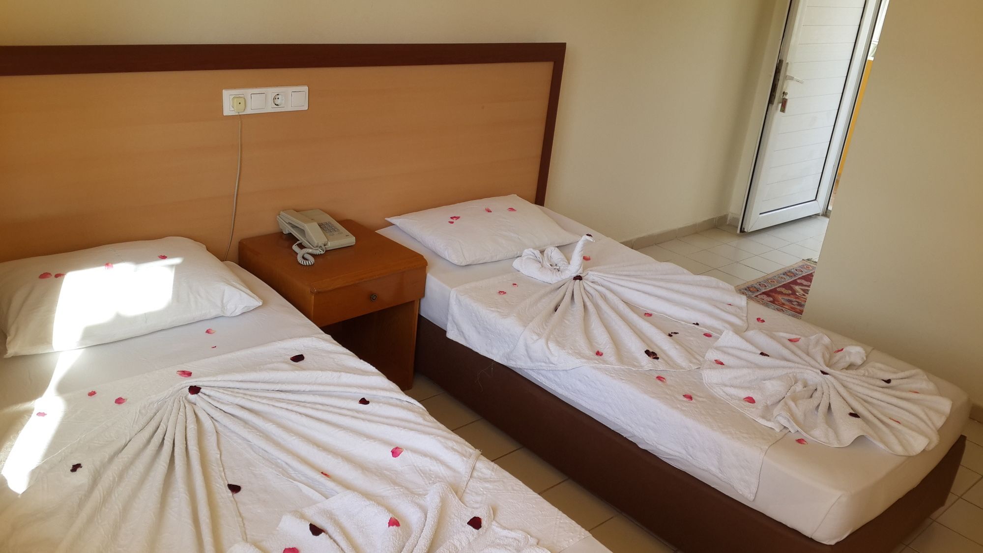 Caner Hotel Kemer Exterior foto